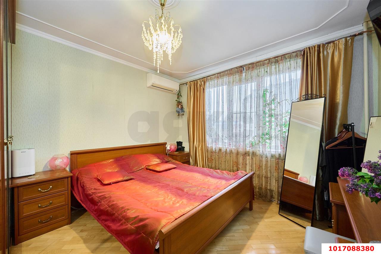 Фото №7: 3-комнатная квартира <span class="whitespace-nowrap">86 м²</span>, <span class="whitespace-nowrap">4/12 эт.</span> - Краснодар, Западный внутригородской округ, мкр. Горгаз, ул. Южная, 25