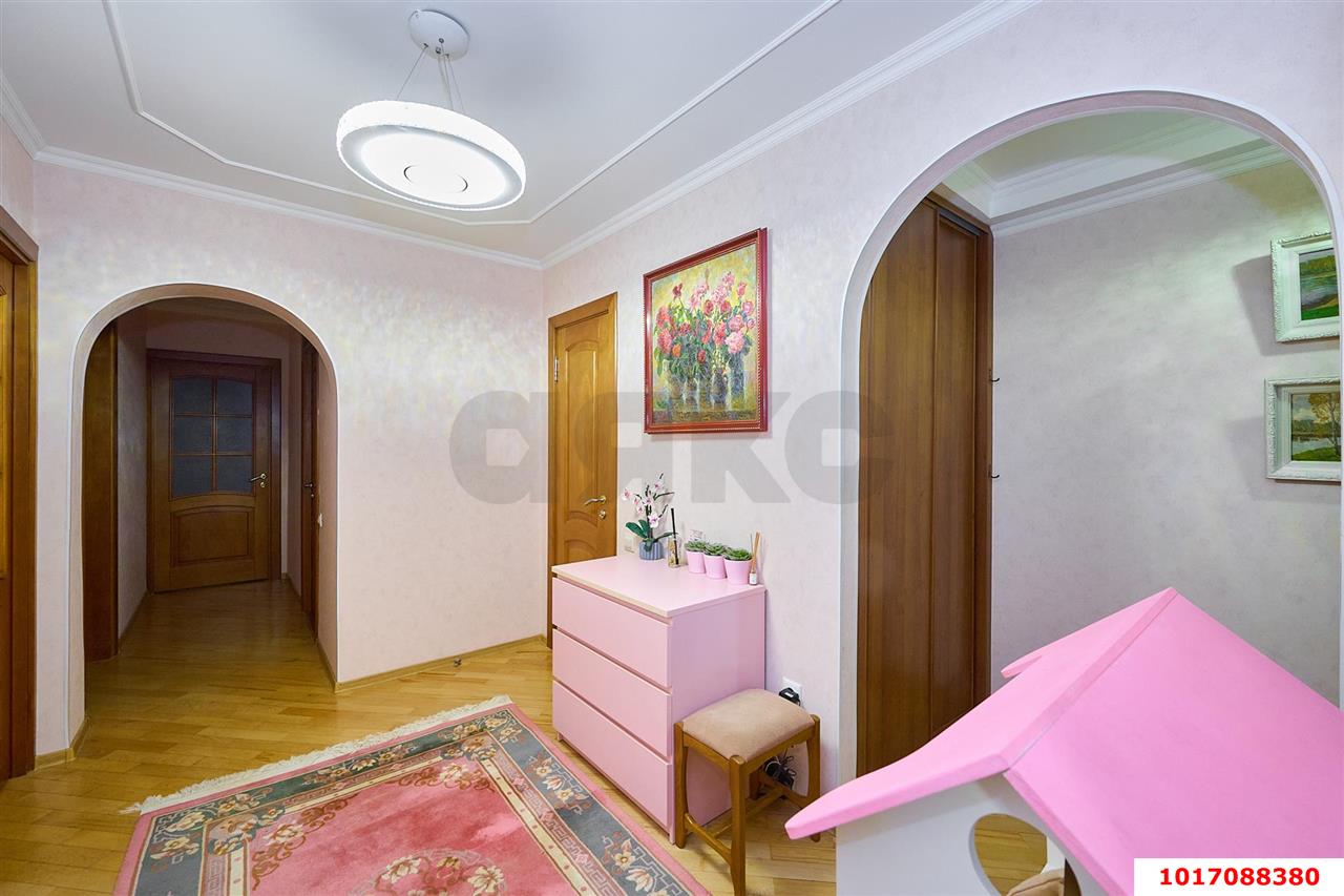 Фото №13: 3-комнатная квартира <span class="whitespace-nowrap">86 м²</span>, <span class="whitespace-nowrap">4/12 эт.</span> - Краснодар, Западный внутригородской округ, мкр. Горгаз, ул. Южная, 25