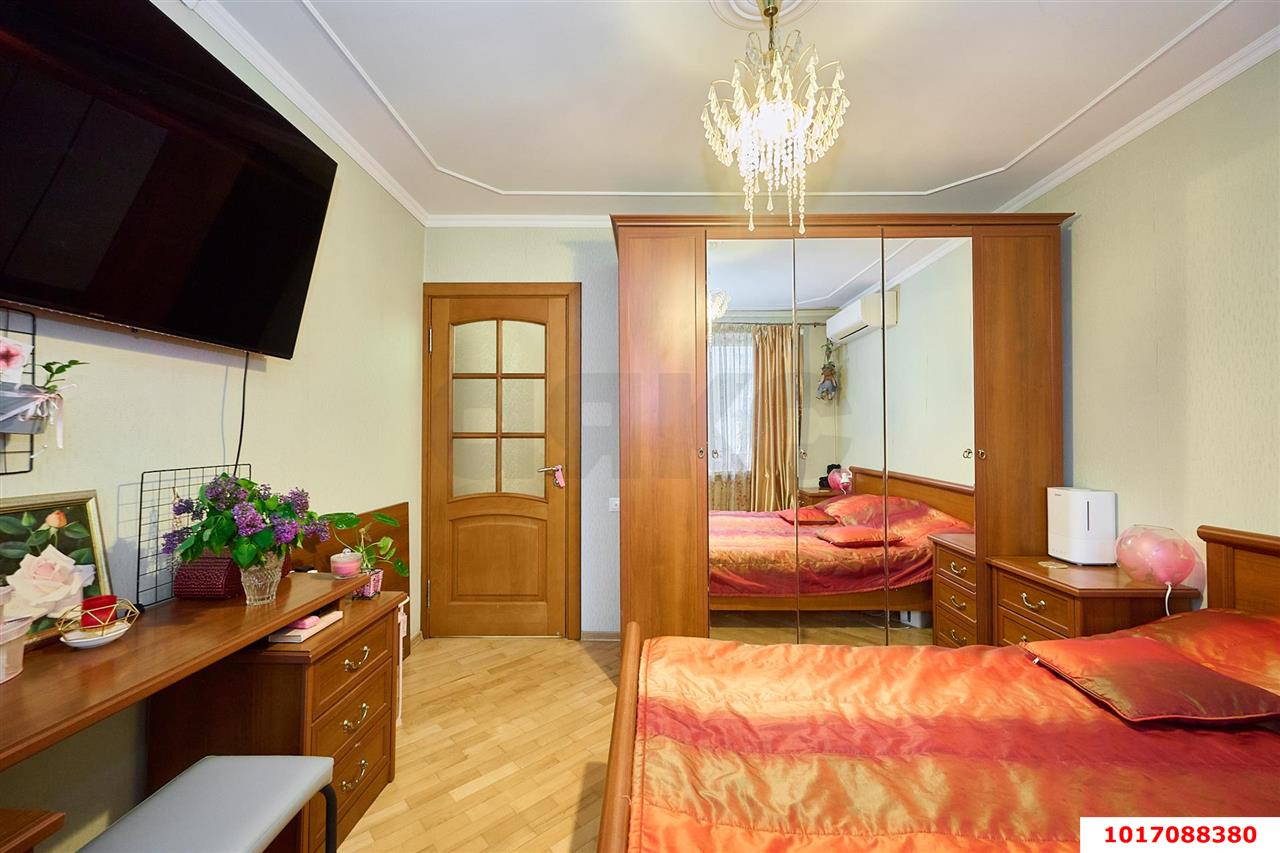 Фото №8: 3-комнатная квартира <span class="whitespace-nowrap">86 м²</span>, <span class="whitespace-nowrap">4/12 эт.</span> - Краснодар, Западный внутригородской округ, мкр. Горгаз, ул. Южная, 25