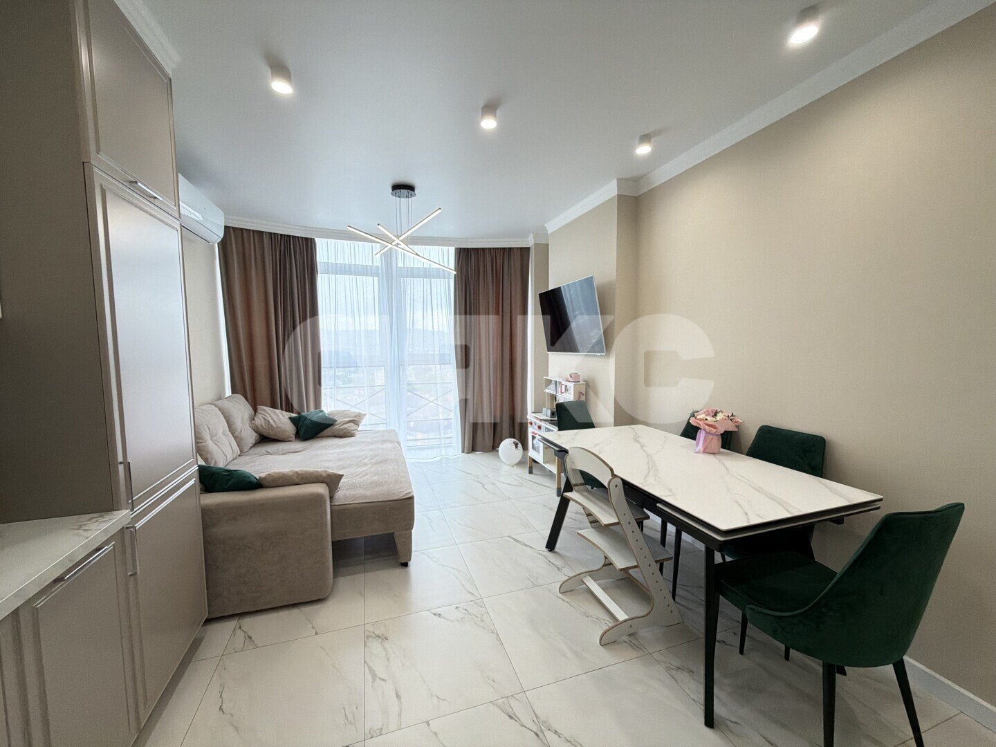 Фото №10: 2-комнатная квартира 63 м² - Горячий Ключ, Администрация, мкр. жилой комплекс Аристократ, ул. Бабушкина, 36