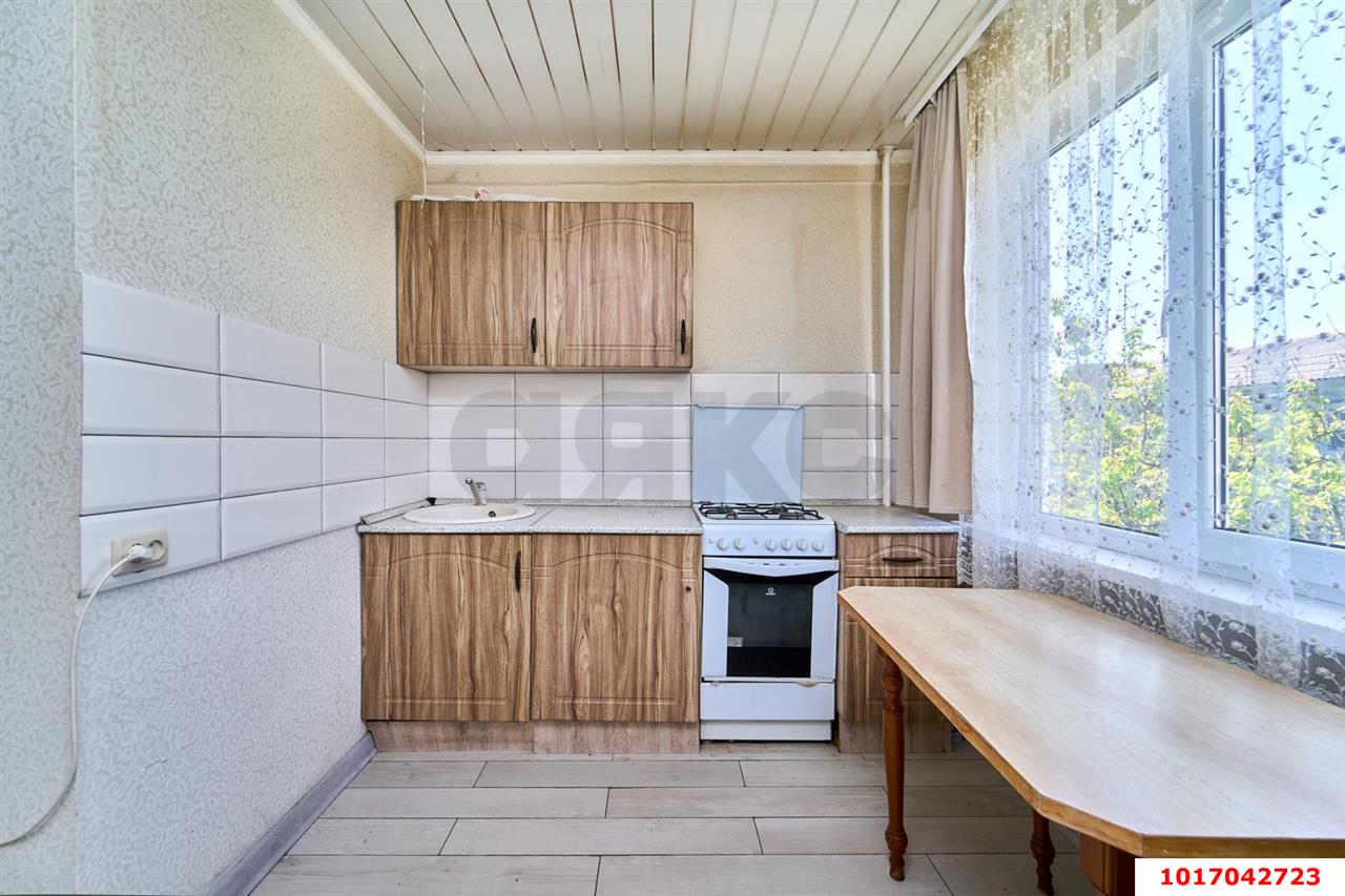 Фото №2: 3-комнатная квартира 60 м² - Краснодар, Карасунский внутригородской округ, мкр. Гидростроителей, ул. Трудовой Славы, 34