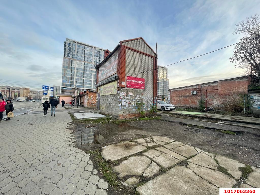 Фото №2: Торговое помещение 381 м² - Краснодар, Западный внутригородской округ, мкр. Центральный, ул. Октябрьская, 177/2