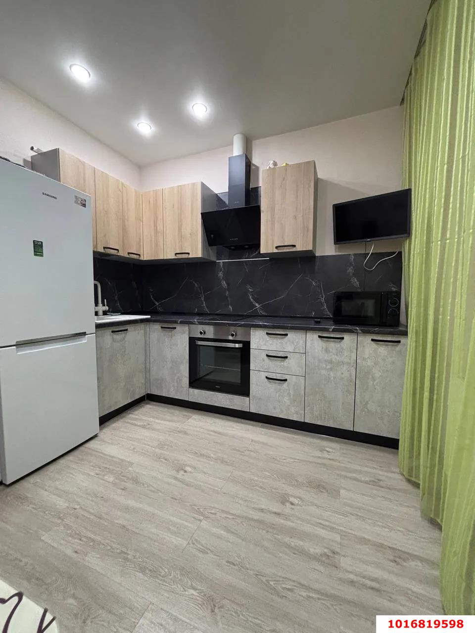 Фото №1: 1-комнатная квартира 34 м² - Краснодар, Прикубанский внутригородской округ, мкр. жилой комплекс Самолёт-4, ул. Константина Гондаря, 103к1