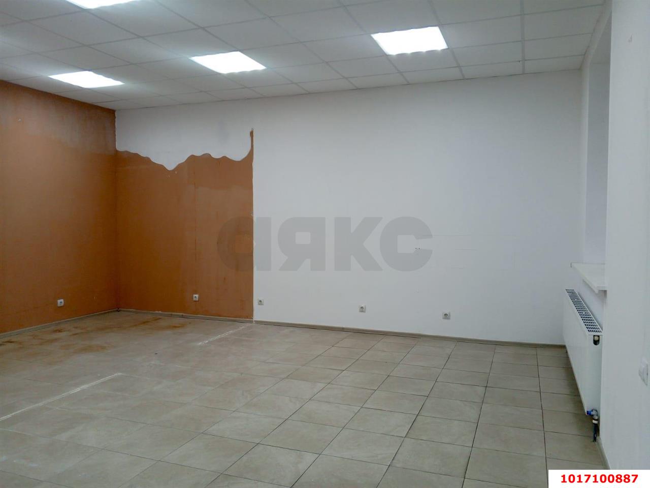 Фото №4: Торговое помещение 39 м² - Краснодар, Карасунский внутригородской округ, Гидростроителей, мкр. жилой комплекс Премьера, ул. Автолюбителей, 1/7к2