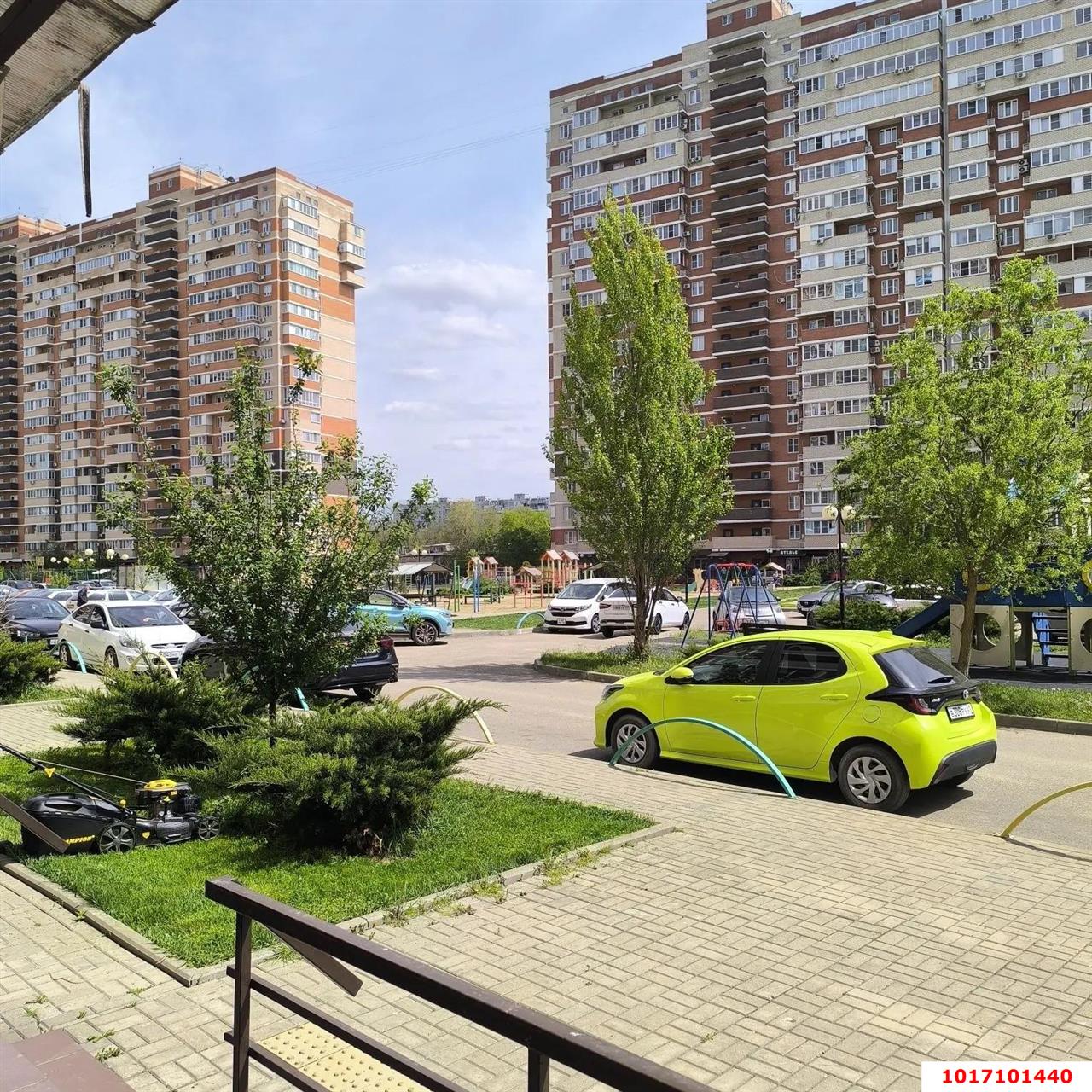 Фото №2: Торговое помещение 39 м² - Краснодар, Карасунский внутригородской округ, Гидростроителей, мкр. жилой комплекс Премьера, ул. Автолюбителей, 1/7к2