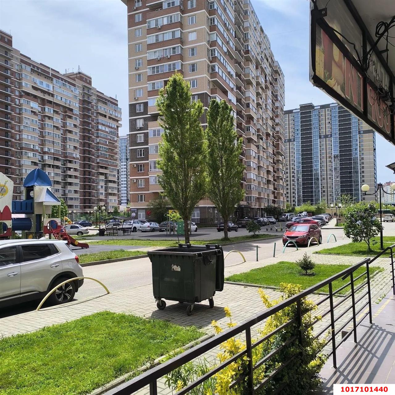 Фото №1: Торговое помещение 39 м² - Краснодар, Карасунский внутригородской округ, Гидростроителей, мкр. жилой комплекс Премьера, ул. Автолюбителей, 1/7к2