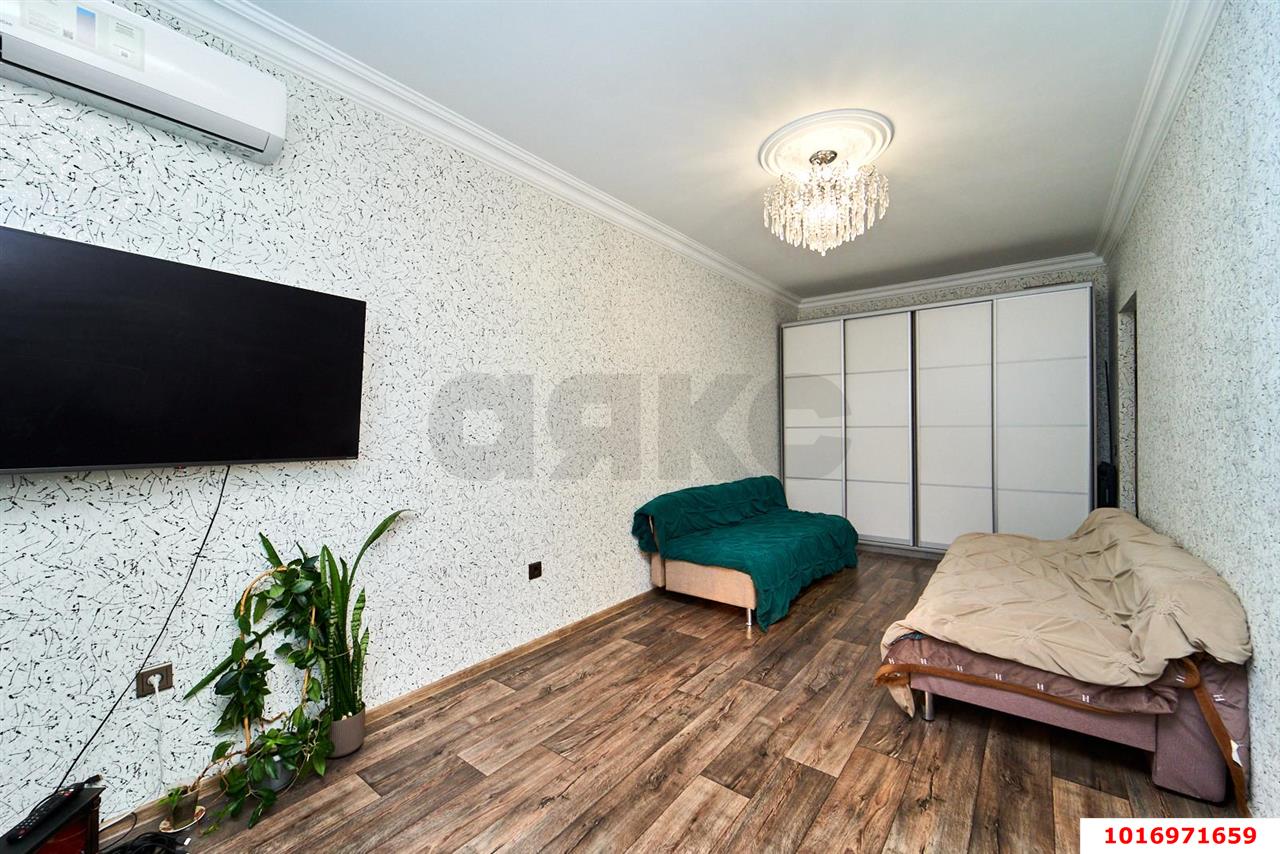 Фото №1: 2-комнатная квартира 50 м² - Краснодар, Карасунский внутригородской округ, мкр. Черёмушки, ул. Новороссийская, 90/2
