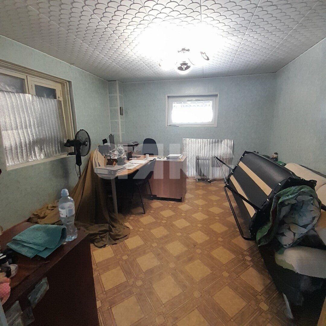 Фото №17: Коммерция 194 м² - Волжский, ул. Пушкина, 39-13