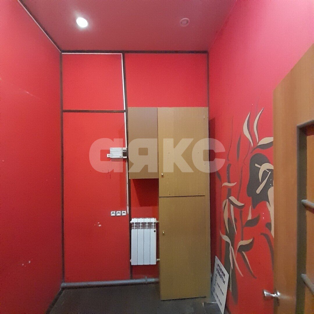 Фото №12: Коммерция 67 м² - Волжский, мкр. 19-й, пр-кт Дружбы, 38Б