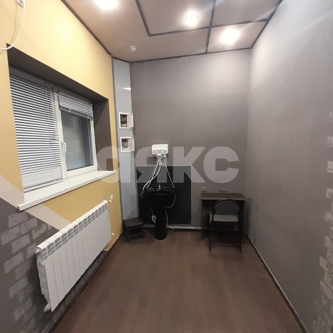 Фото №14: Коммерция 67 м² - Волжский, мкр. 19-й, пр-кт Дружбы, 38Б