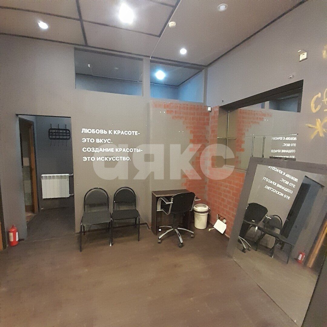 Фото №17: Коммерция 67 м² - Волжский, мкр. 19-й, пр-кт Дружбы, 38Б