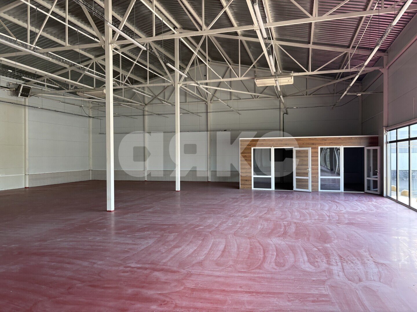 Фото №4: Коммерция 1400 м² - Ленинакан, пр-кт Торговый, 31