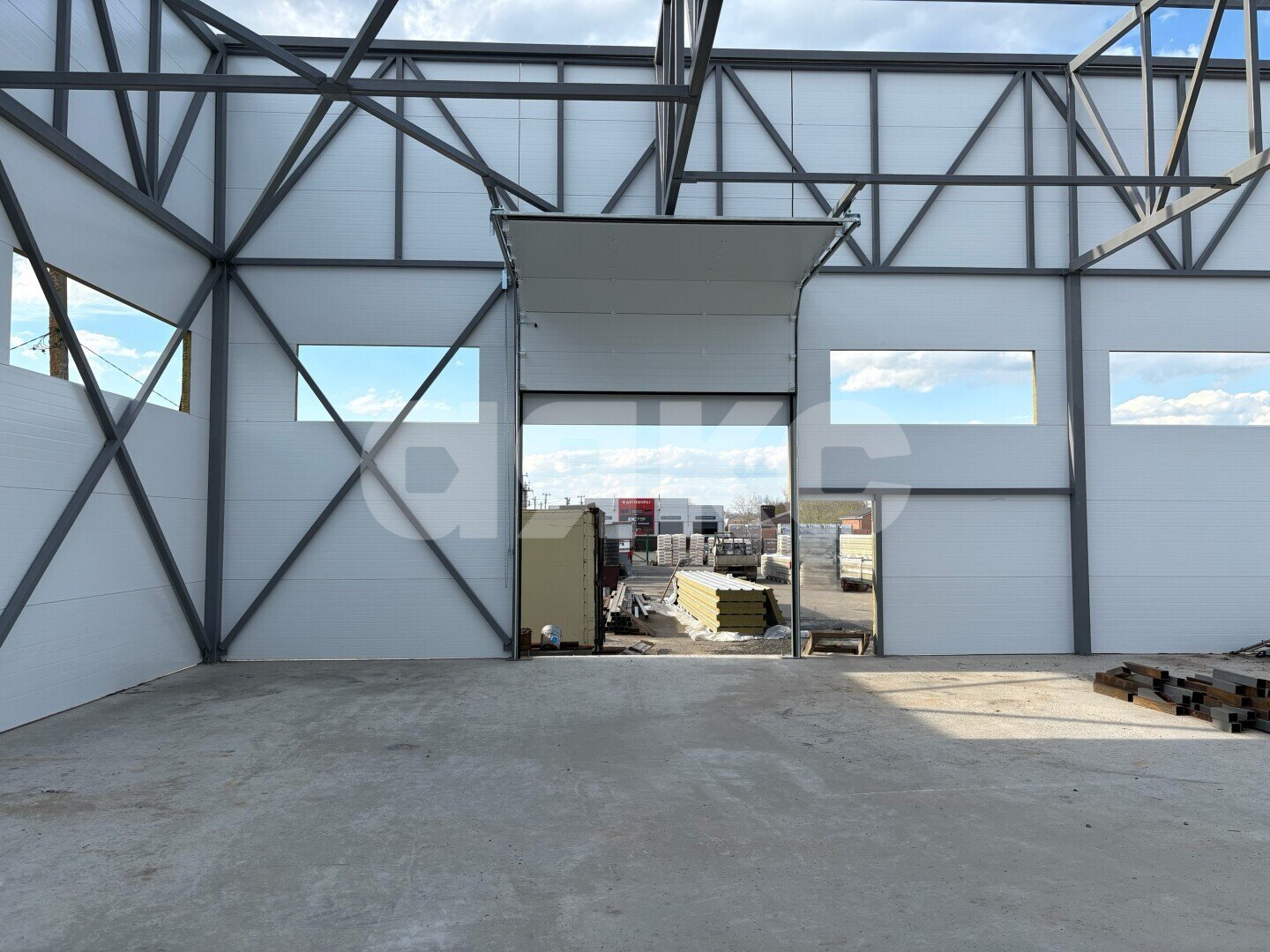 Фото №5: Коммерция 1470 м² - Ленинакан, пр-кт Торговый, 27