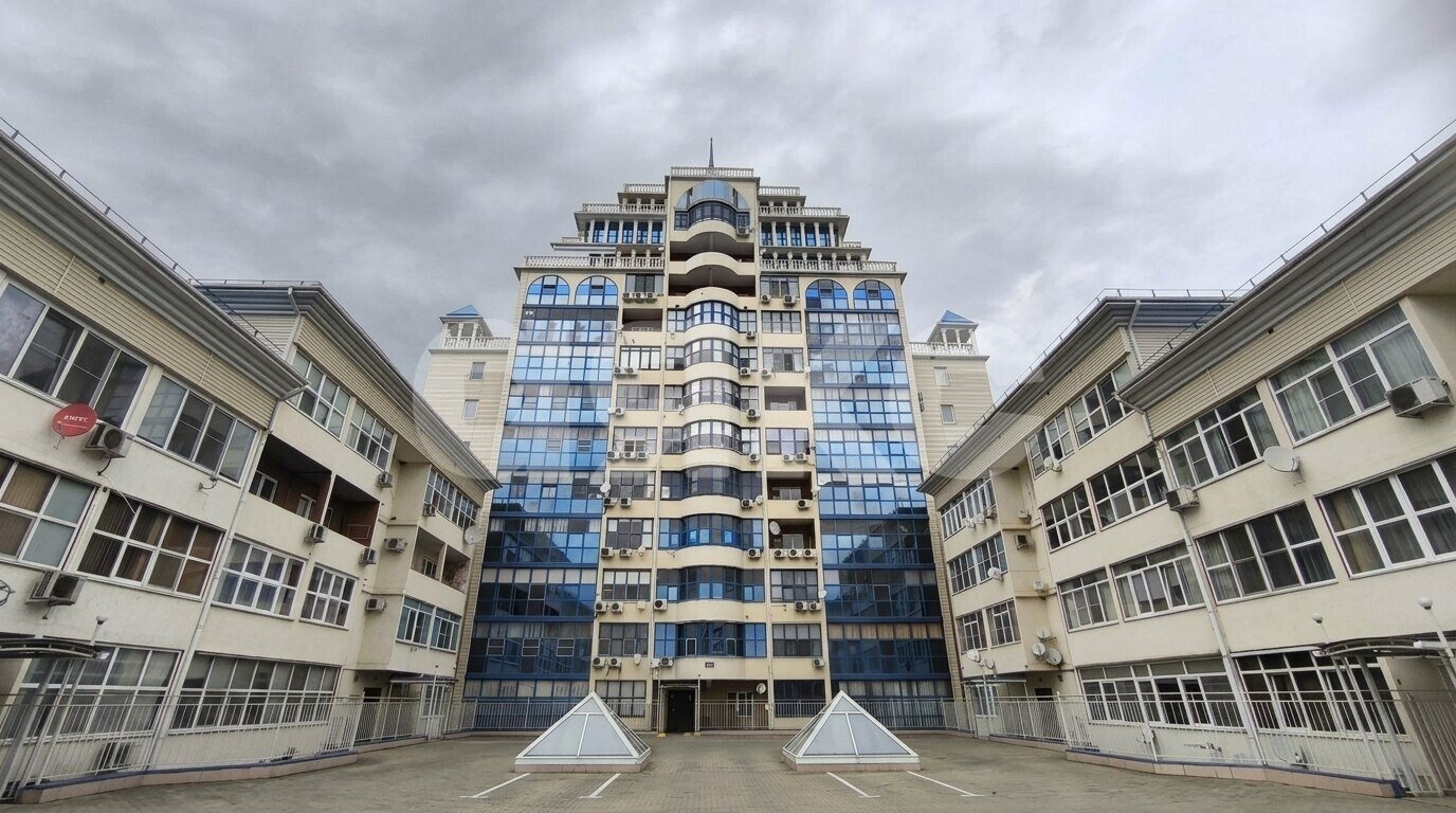 Фото №1: 2-комнатная квартира 65 м² - Горячий Ключ, мкр. Администрация, ул. Ленина, 195Г