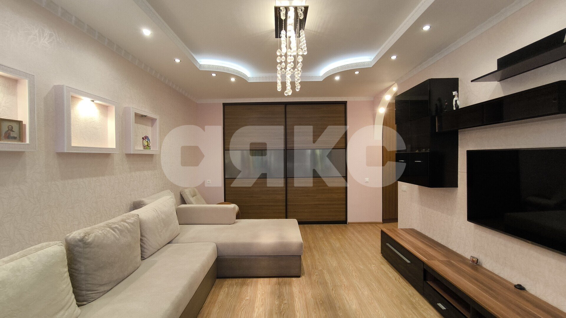 Фото №6: 2-комнатная квартира 65 м² - Горячий Ключ, мкр. Администрация, ул. Ленина, 195Г