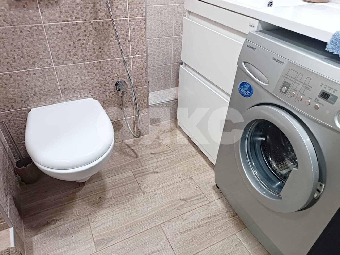 Фото №12: 3-комнатная квартира <span class="whitespace-nowrap">65 м²</span>, <span class="whitespace-nowrap">3/9 эт.</span> - Волгоград, Тракторозаводский, мкр. Горный, ул. Загорская, 8