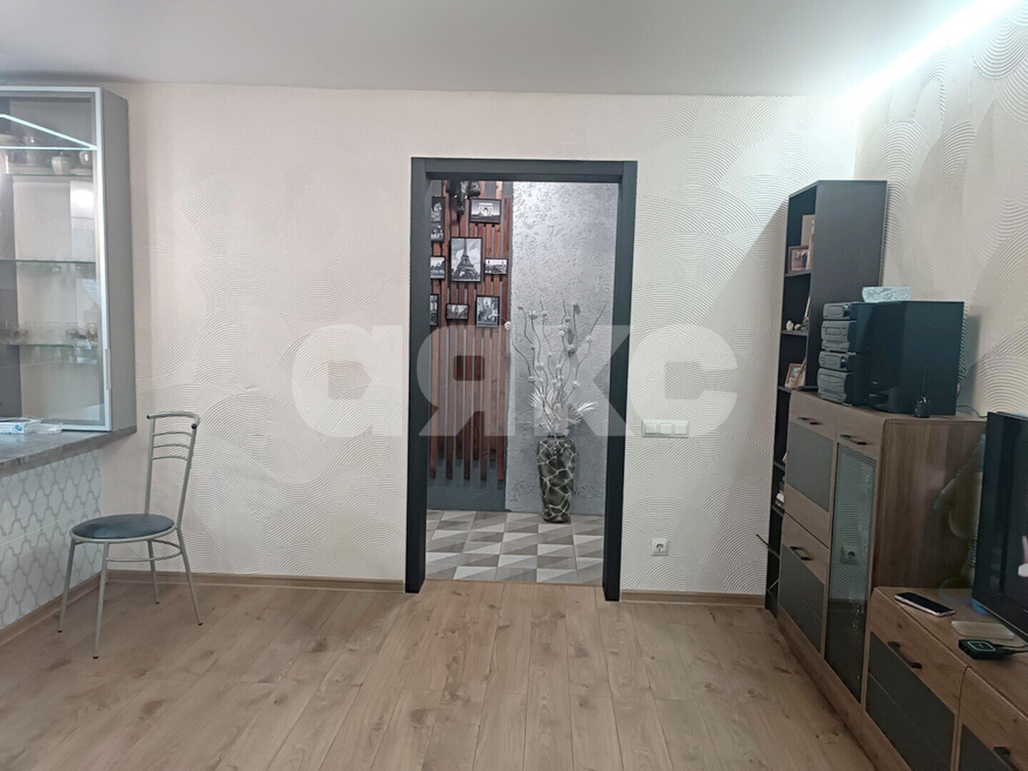 Фото №4: 3-комнатная квартира <span class="whitespace-nowrap">65 м²</span>, <span class="whitespace-nowrap">3/9 эт.</span> - Волгоград, Тракторозаводский, мкр. Горный, ул. Загорская, 8