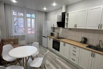 Фото №1: 1-комнатная квартира 40 м² - Краснодар, мкр. Достояние, ул. Григория Булгакова, 8