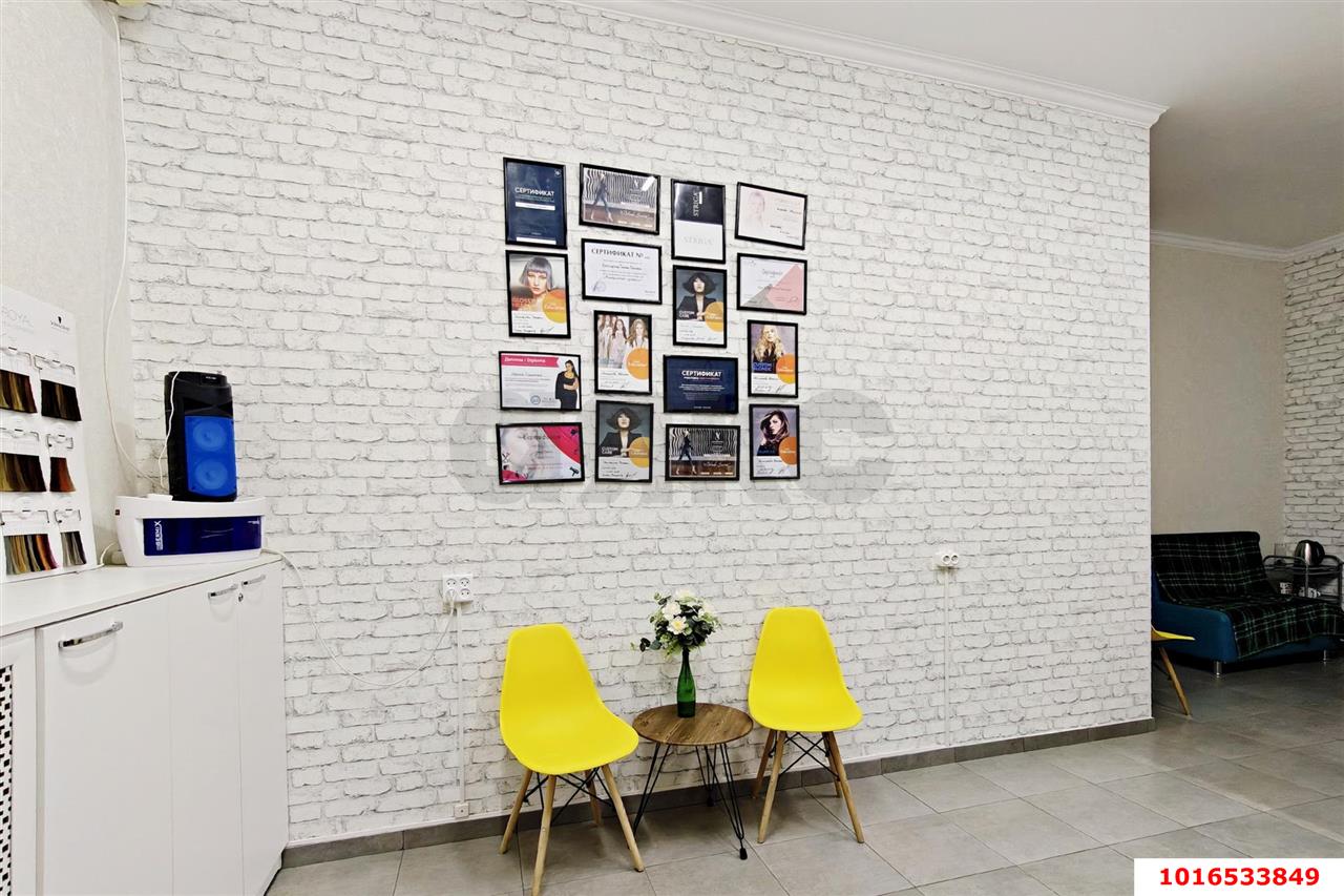 Фото №4: Торговое помещение 62 м² - Берёзовый, Прикубанский внутригородской округ, Витаминкомбинат, мкр. жилой комплекс Берёзовый Парк, ул. Декоративная, 1/5к2