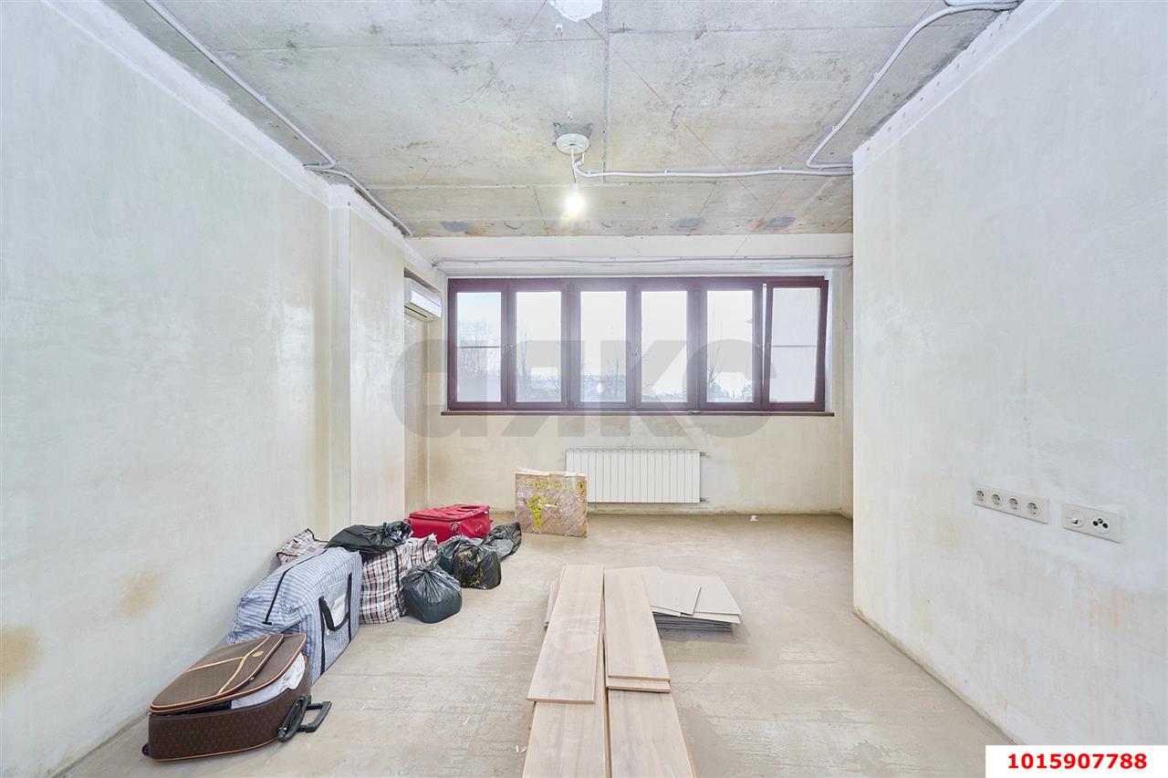 Фото №1: 3-комнатная квартира 108 м² - Краснодар, Прикубанский внутригородской округ, мкр. Славянский, ул. Азовская, 17