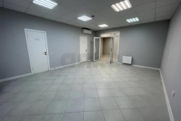 Фото №1: Торговое помещение 60 м² - Краснодар, мкр. ЖК Керченский, ул. им. Героя Сарабеева В.И., 3/1