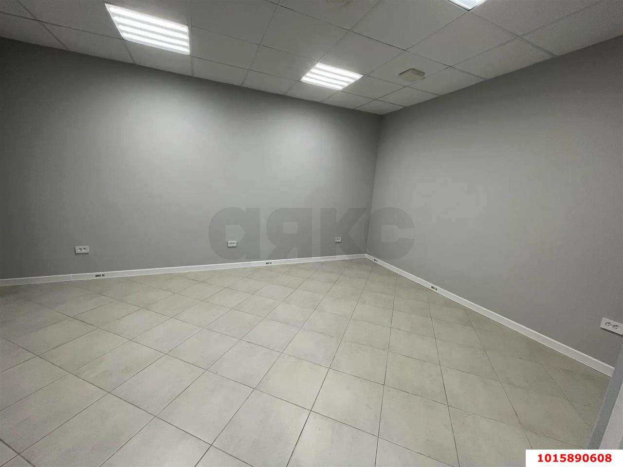 Фото №5: Торговое помещение 60 м² - Краснодар, Прикубанский внутригородской округ, Панорама, мкр. ЖК Керченский, ул. им. Героя Сарабеева В.И., 3/1