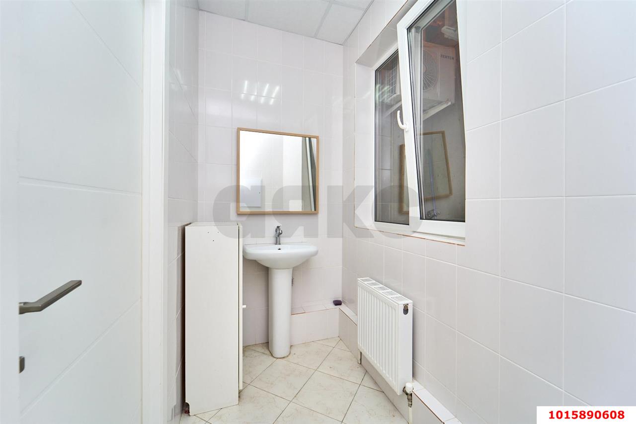 Фото №11: Торговое помещение <span class="whitespace-nowrap">60 м²</span>, <span class="whitespace-nowrap">16 эт.</span> - Краснодар, Прикубанский внутригородской округ, Панорама, мкр. ЖК Керченский, ул. им. Героя Сарабеева В.И., 3/1