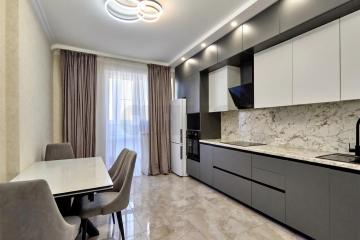 Фото №1: 2-комнатная квартира 70 м² - Краснодар, мкр. ЖК На Стахановской, ул. Стахановская, 1/5к3
