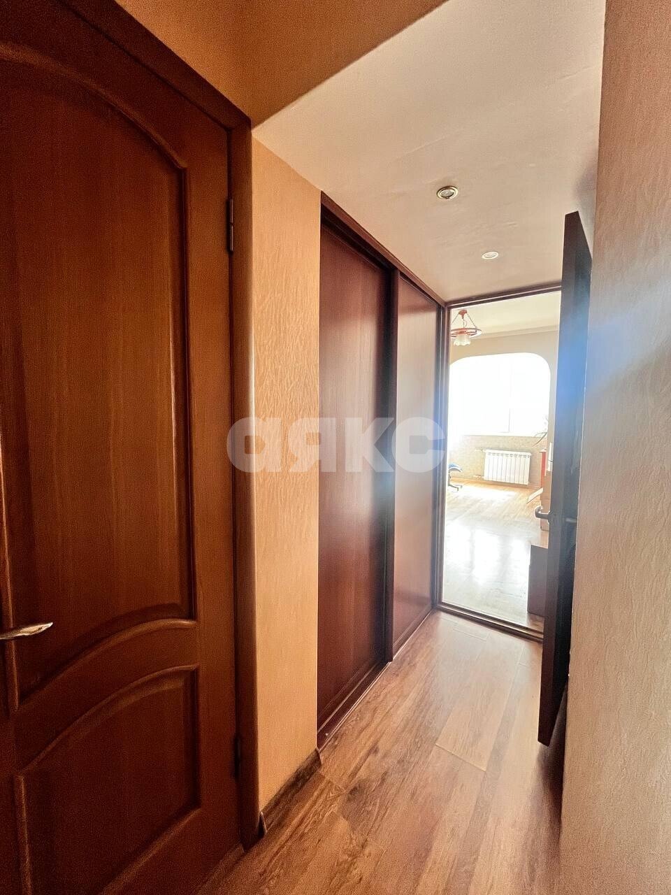 Фото №9: 3-комнатная квартира 64 м² - Мариуполь, р. Жовтневый, пр-кт Металлургов, 129А