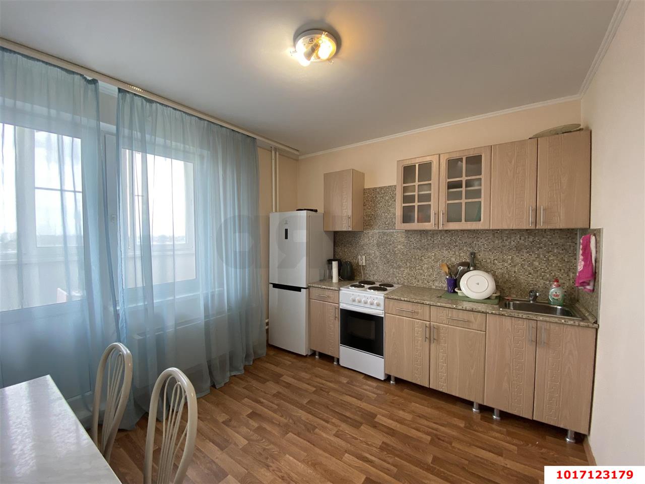 Фото №3: 1-комнатная квартира 37 м² - Краснодар, Карасунский внутригородской округ, жилой комплекс Карасунские Озёра, ж/м Пашковский, ул. Садовая, 6/2
