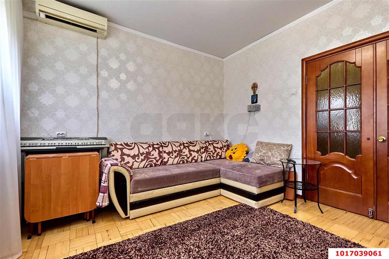 Фото №2: 3-комнатная квартира 52 м² - Краснодар, Прикубанский внутригородской округ, мкр. имени Н.И. Вавилова, ул. имени Калинина, 1к5