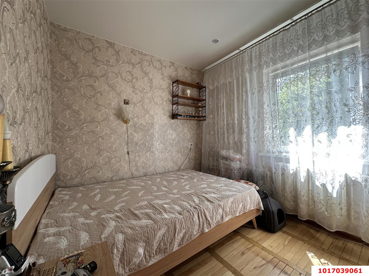 Фото №13: 3-комнатная квартира <span class="whitespace-nowrap">52 м²</span>, <span class="whitespace-nowrap">2/2 эт.</span> - Краснодар, Прикубанский внутригородской округ, мкр. имени Н.И. Вавилова, ул. имени Калинина, 1к5