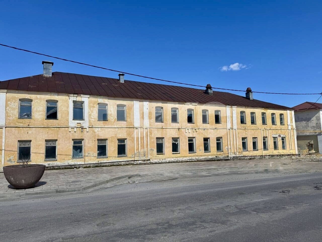 Фото №1: Коммерция 670 м² - Чаплыгин, мкр. Центр, ул. Советская, 46