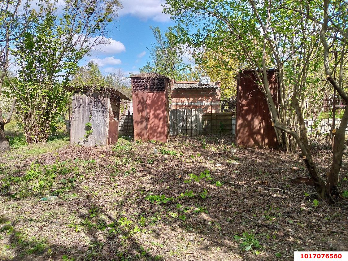 Фото №2: Личное подсобное хозяйство - Железнодорожник-3, мкр. Карасунский внутригородской округ, ул. Солнечная, 162