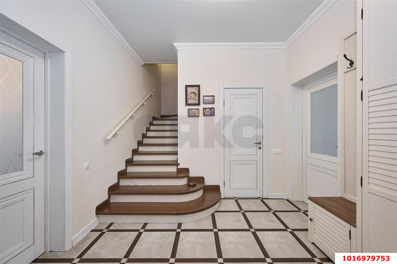 Фото №6: Дом 140 м² + 5.2 сот. - Краснодар, Прикубанский внутригородской округ, мкр. КП Золотой город, ул. Пригородная, 24/10
