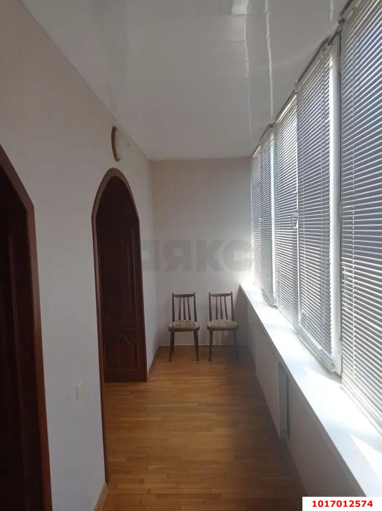 Фото №9: 3-комнатная квартира 98 м² - Краснодар, мкр. Западный внутригородской округ, ул. 2-я Линия Нефтяников, 7/1