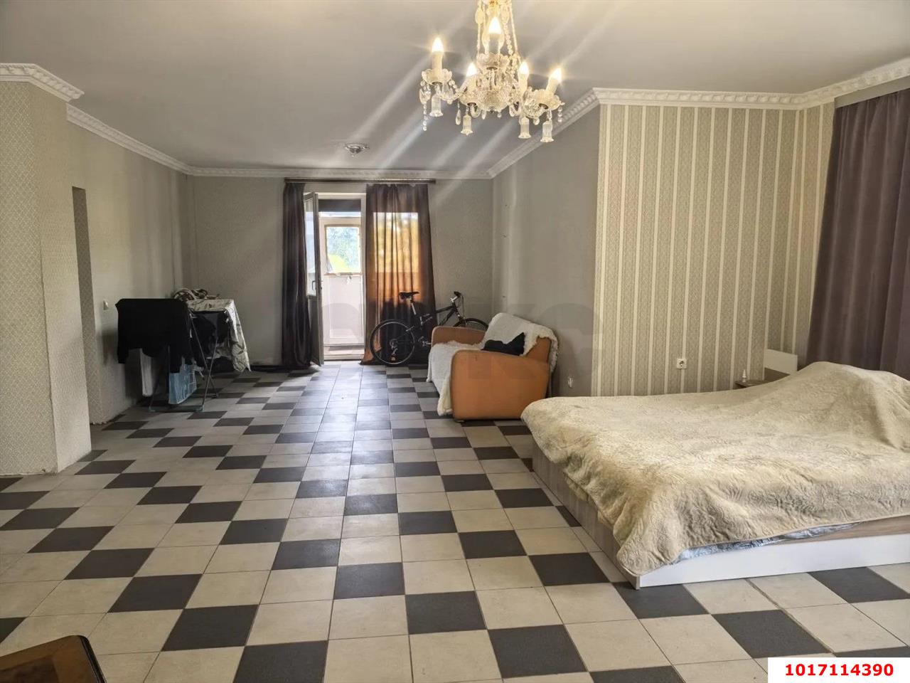 Фото №1: 1-комнатная квартира 92 м² - Краснодар, Западный внутригородской округ, мкр. Кожзавод, ул. Минская, 122/2