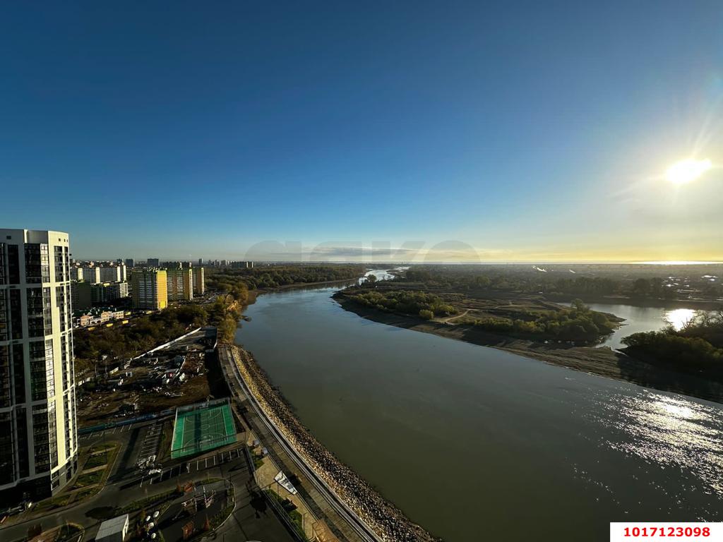 Фото №1: 2-комнатная квартира 74 м² - Краснодар, Карасунский внутригородской округ, мкр. жилой комплекс Фреш, ул. имени Валерия Гассия, 4/7к1