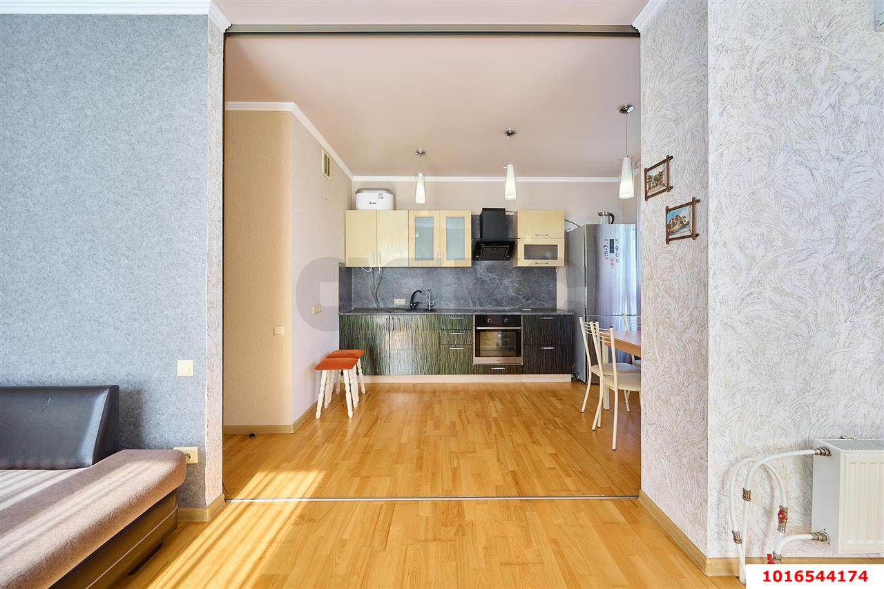 Фото №7: 1-комнатная квартира <span class="whitespace-nowrap">49 м²</span>, <span class="whitespace-nowrap">15/15 эт.</span> - Краснодар, Карасунский внутригородской округ, жилой комплекс Империал, ж/м Пашковский, ул. Леонида Лаврова, 8к5