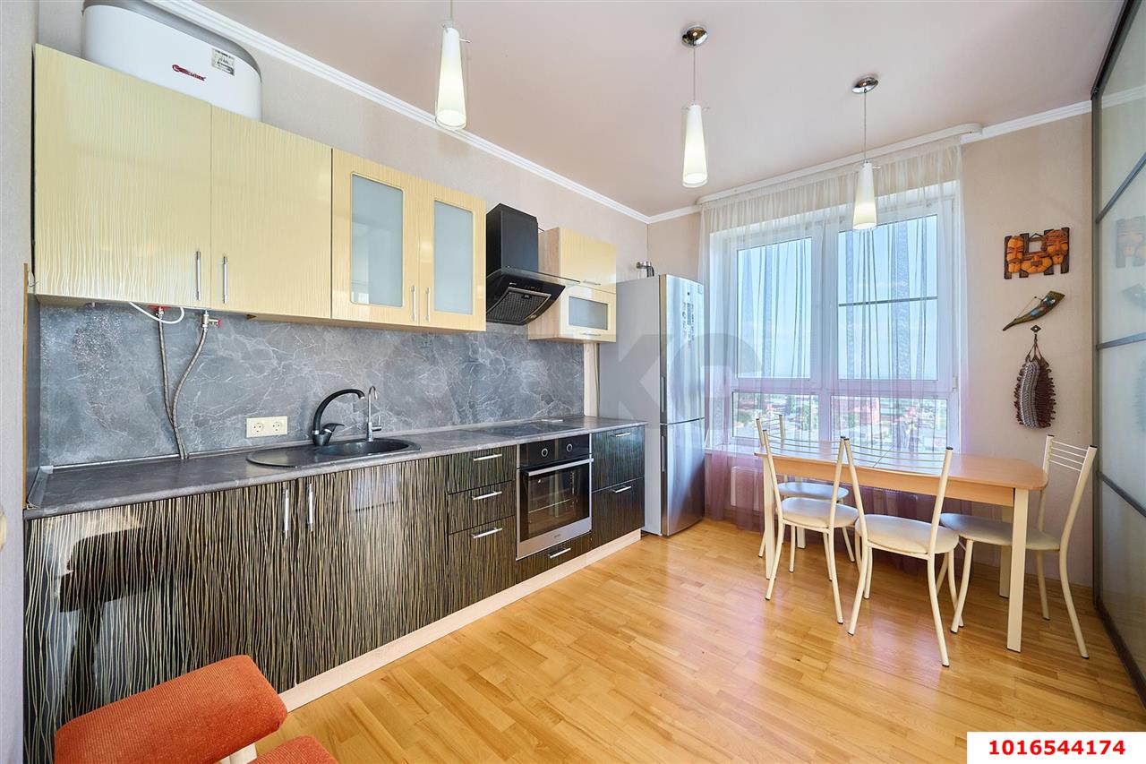 Фото №6: 1-комнатная квартира <span class="whitespace-nowrap">49 м²</span>, <span class="whitespace-nowrap">15/15 эт.</span> - Краснодар, Карасунский внутригородской округ, жилой комплекс Империал, ж/м Пашковский, ул. Леонида Лаврова, 8к5