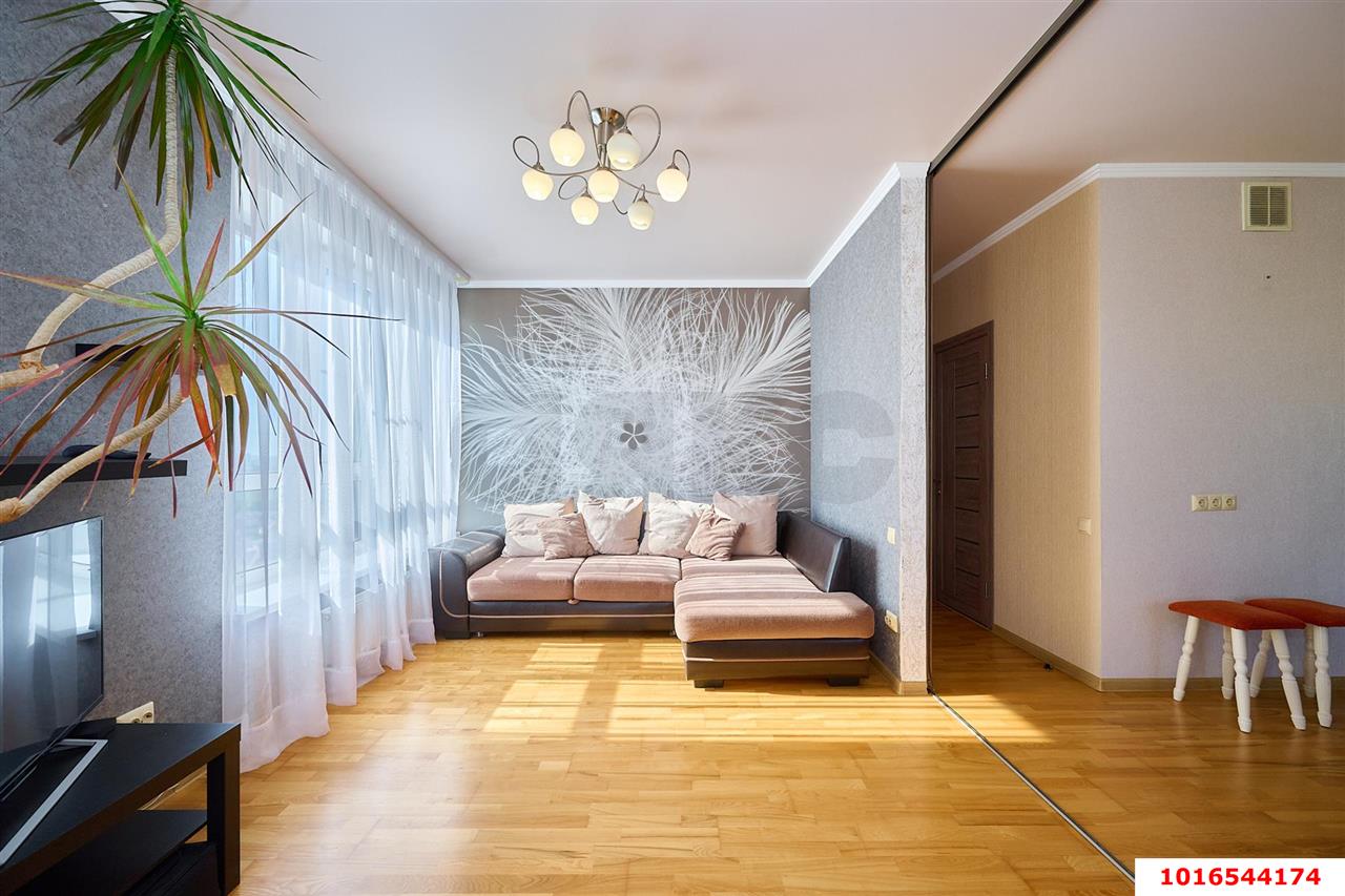 Фото №2: 1-комнатная квартира <span class="whitespace-nowrap">49 м²</span>, <span class="whitespace-nowrap">15/15 эт.</span> - Краснодар, Карасунский внутригородской округ, жилой комплекс Империал, ж/м Пашковский, ул. Леонида Лаврова, 8к5