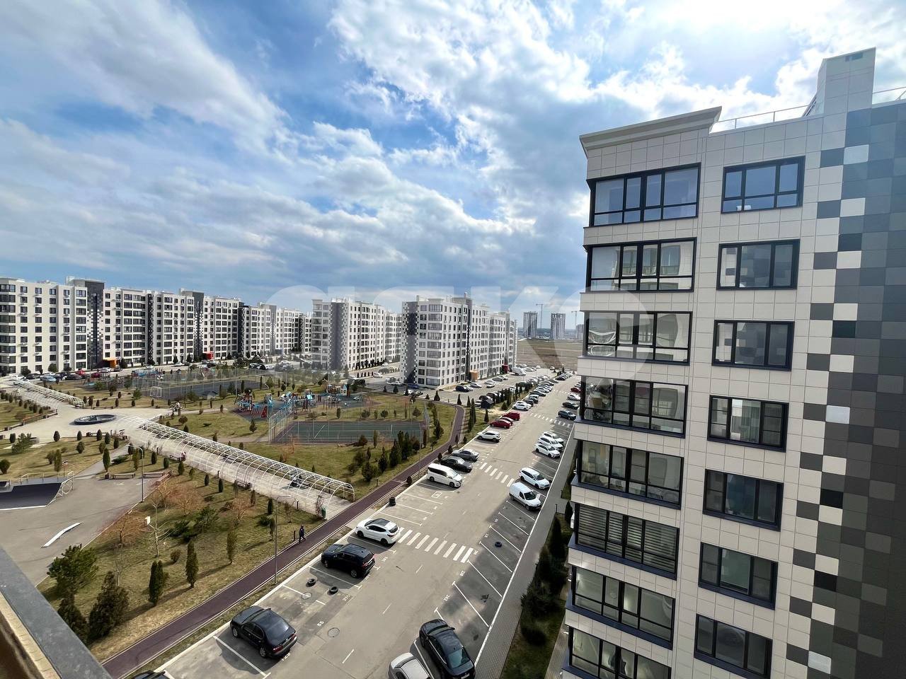 Фото №2: 3-комнатная квартира 90 м² - Батайск, мкр. жилой комплекс Комсомольский