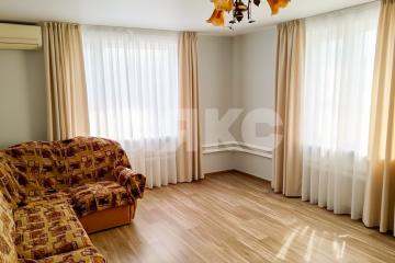 Фото №1: 2-комнатная квартира 56 м² - Батайск, мкр. Восточный, ул. Железнодорожный тупик, 25