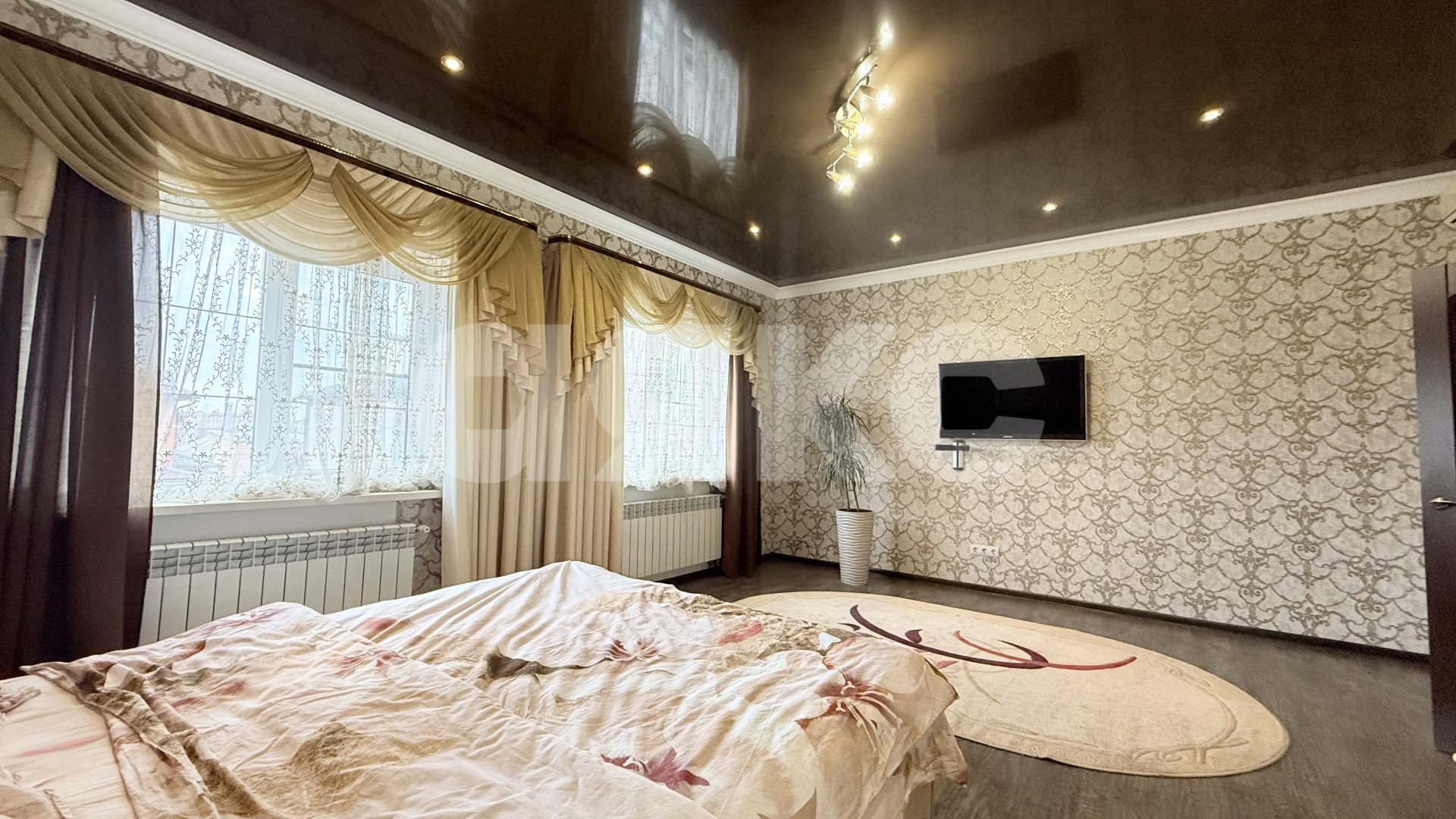 Фото №5: Таунхаус 270 м² + 5.5 сот. - Батайск, ул. Максима Горького