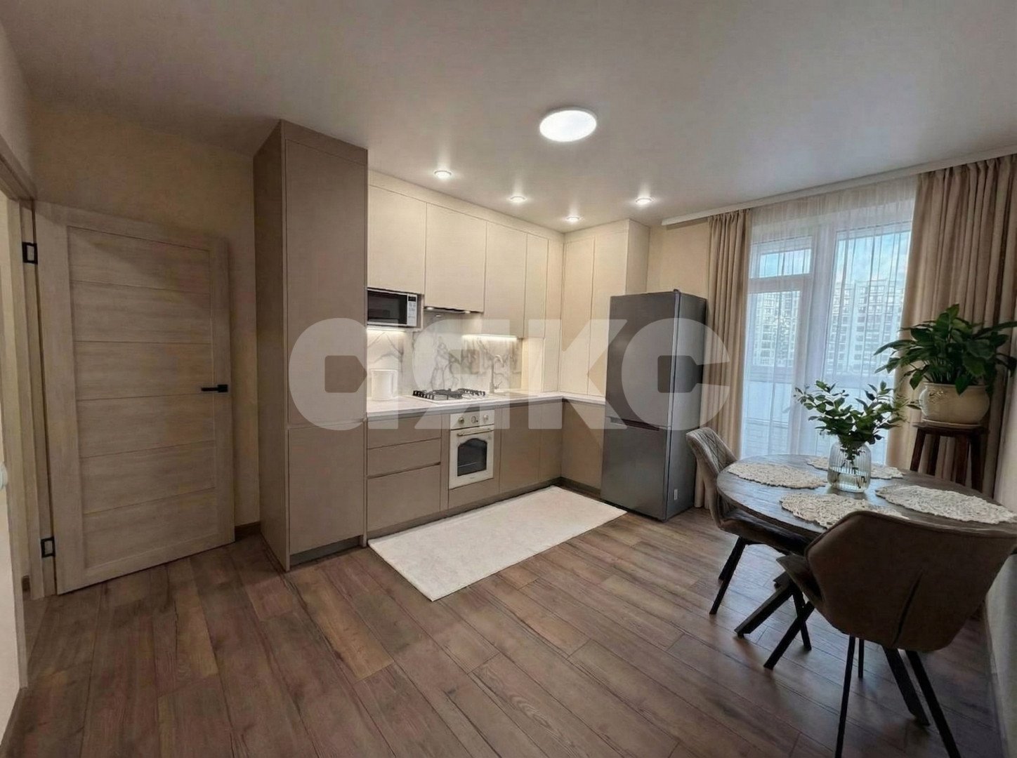 Фото №1: 2-комнатная квартира 41 м² - Батайск, мкр. жилой комплекс Комсомольский, ул. Комсомольская, 135к1