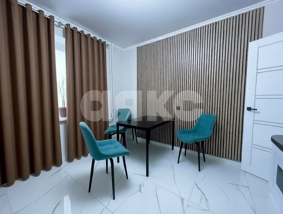 Фото №3: 2-комнатная квартира 60 м² - Батайск, ул. 1-й Пятилетки, 2Ж