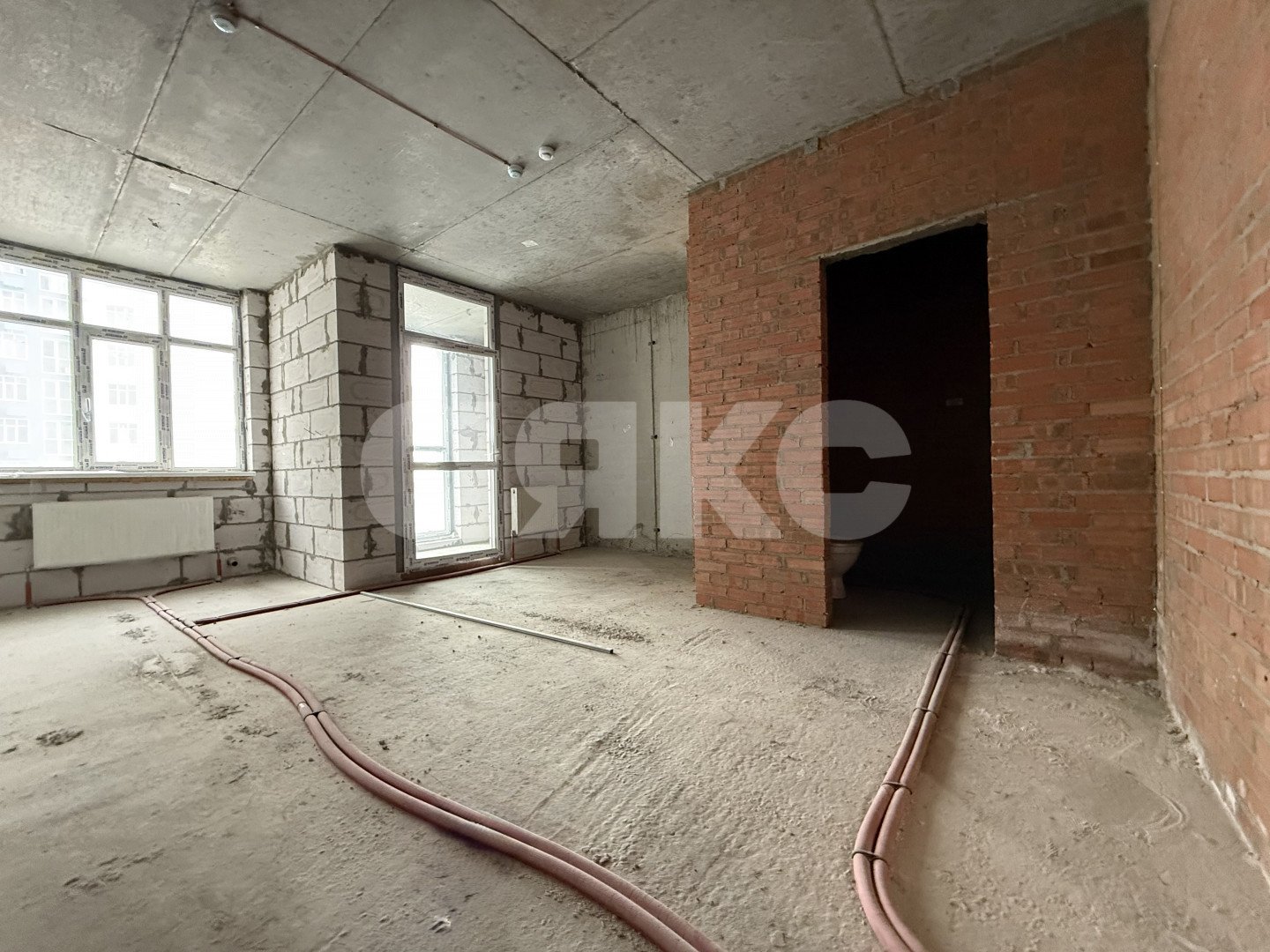 Фото №3: 1-комнатная квартира <span class="whitespace-nowrap">33 м²</span>, <span class="whitespace-nowrap">14/26 эт.</span> - Ростов-на-Дону, Железнодорожный, Западный, мкр. жилой комплекс Донская Слобода, ул. Привокзальная, 3/1