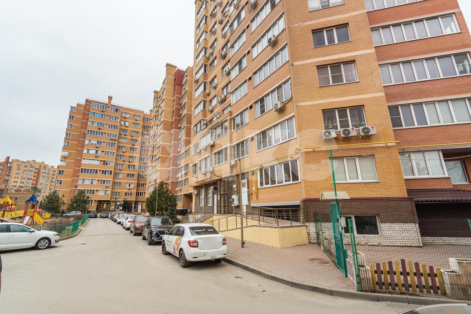 Фото №35: 3-комнатная квартира 102 м² - Батайск, мкр. Северная Звезда, ул. Северная Звезда, 10к1