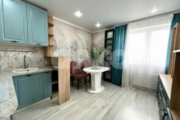 Фото №1: 2-комнатная квартира 62 м² - Батайск, мкр. жилой комплекс Южный Берег-2, ул. Половинко, 280Б