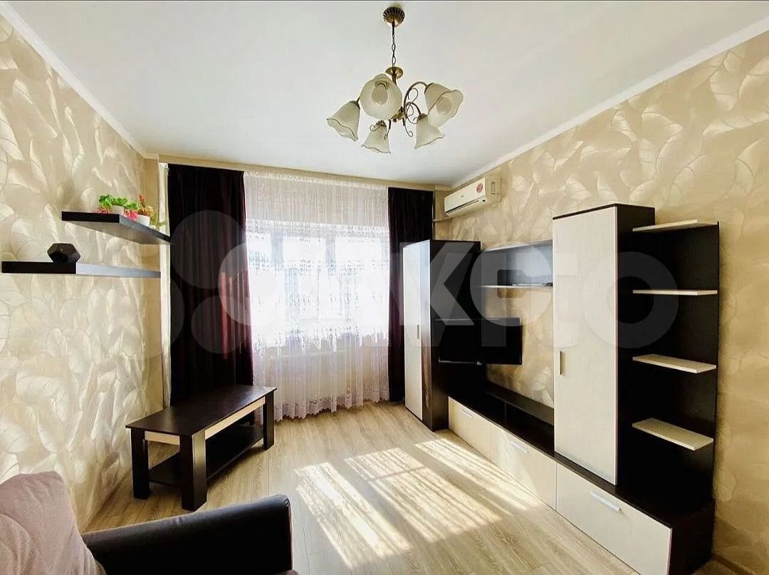 Фото №2: 1-комнатная квартира 37 м² - Батайск, ул. Октябрьская, 149В